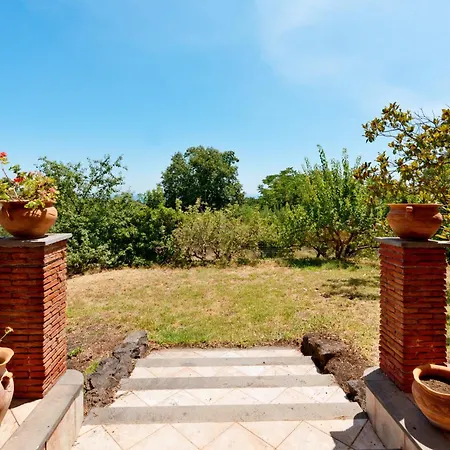 Villa Villarosa, Tra Mare E Montagna *