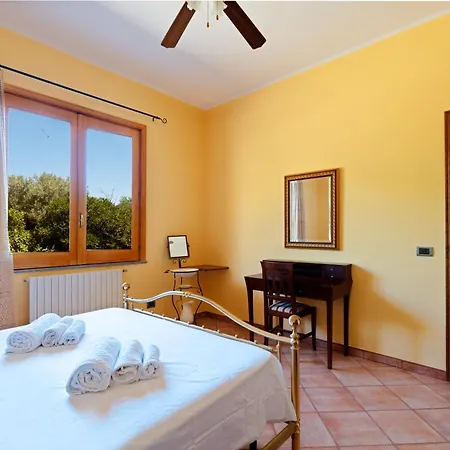 Villarosa, Tra Mare E Montagna Linera